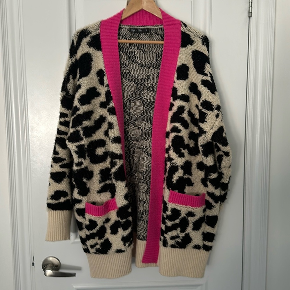 Lyla and Luxe Cardigan